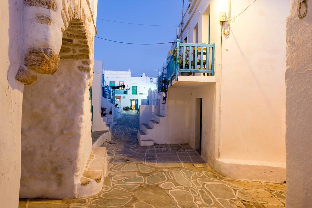 Castro Hotel Folegandros Island ภายนอก รูปภาพ