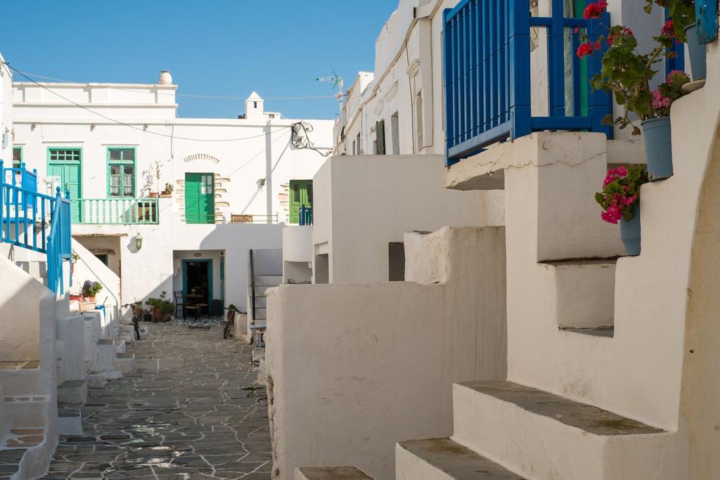Castro Hotel Folegandros Island ภายนอก รูปภาพ