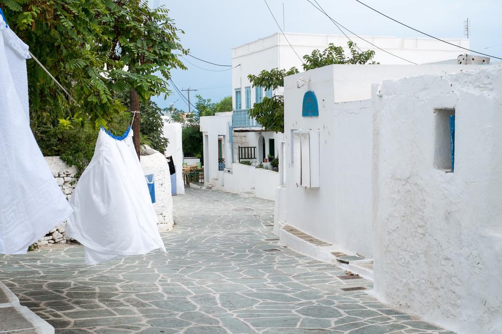 Castro Hotel Folegandros Island ภายนอก รูปภาพ